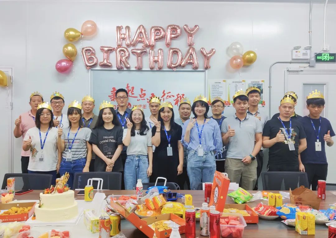 第二季度員工生日會(huì)｜成長(zhǎng)不期而遇，生日如約而至！